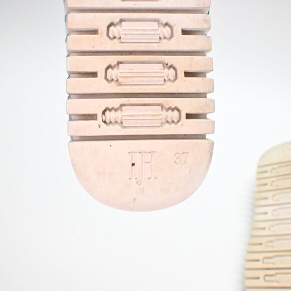 ISLE JACOBSEN Sneakers Womens Size 37 Blue Perforated‎ Tulip Slip On Boat Beach - Picture 9 of 9